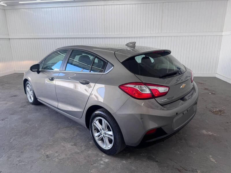 2018 Chevrolet Cruze LT Auto