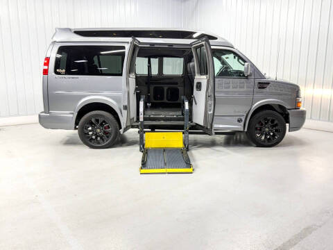 2023 Chevrolet Express 2500