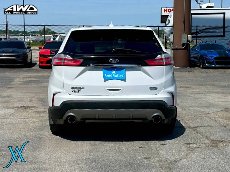 2020 Ford Edge