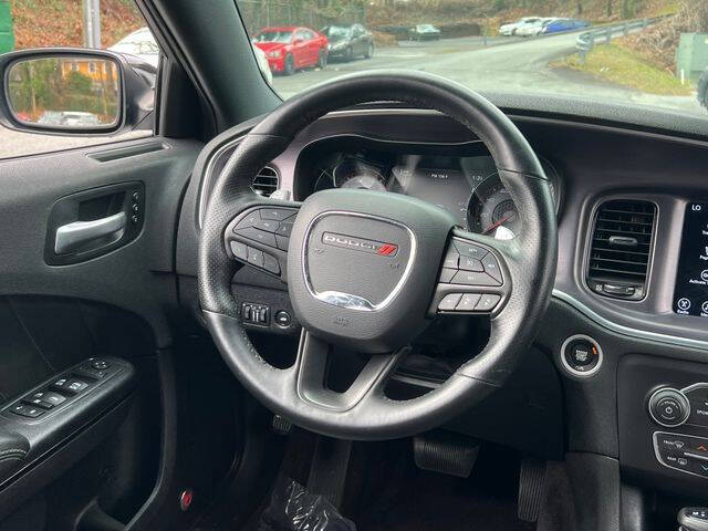 2017 Dodge Charger SXT