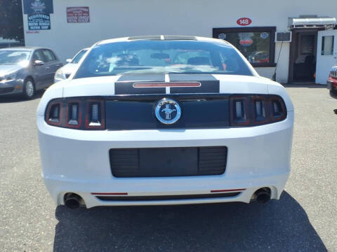 2013 Ford Mustang V6