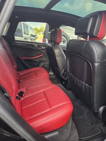 2018 Porsche Macan S