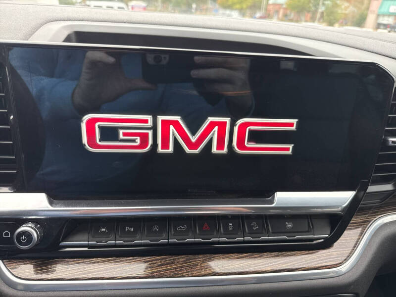 2022 GMC Sierra 1500 Elevation