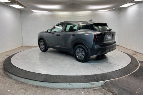 2025 Nissan Kicks S