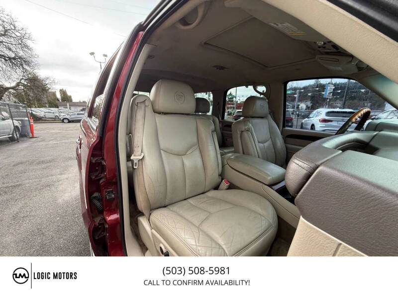 2003 Cadillac Escalade
