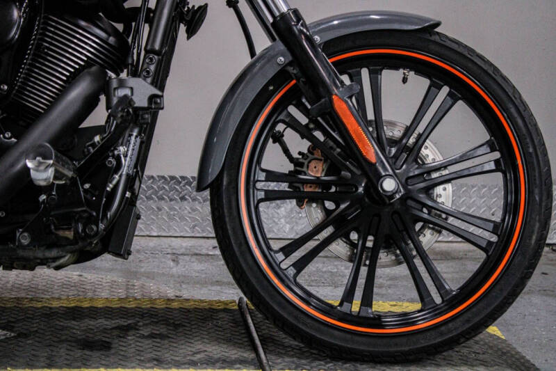 2019 Kawasaki Vulcan 900 Custom