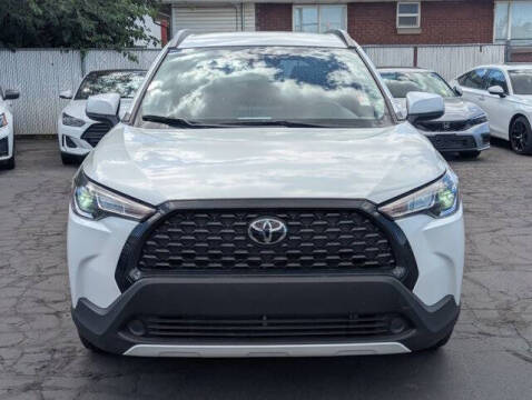 2024 Toyota Corolla Cross LE