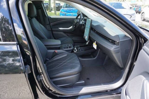 2025 Ford Mustang Mach-E Select