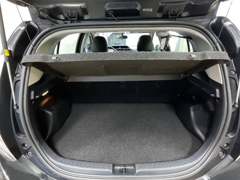 2016 Toyota Prius c Two