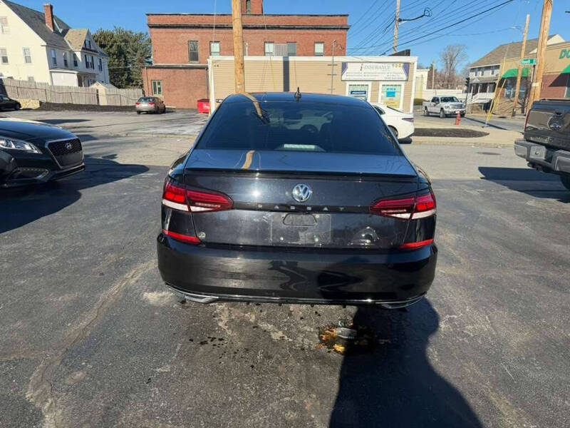 2020 Volkswagen Passat R-Line