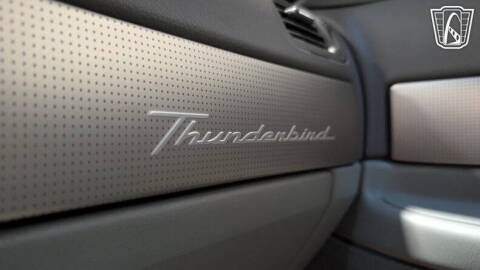 2004 Ford Thunderbird