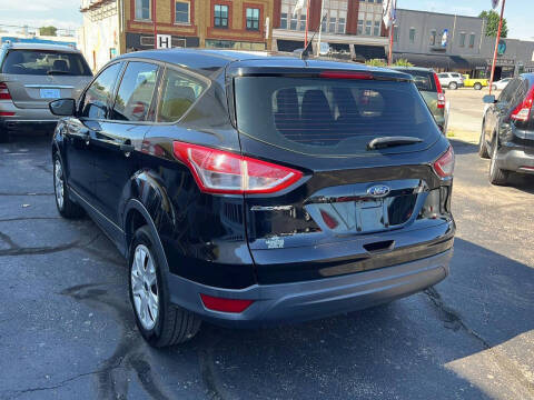 2016 Ford Escape S
