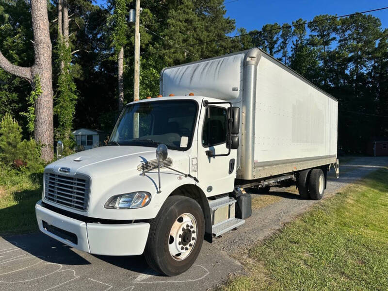 2015 Freightliner M2 106