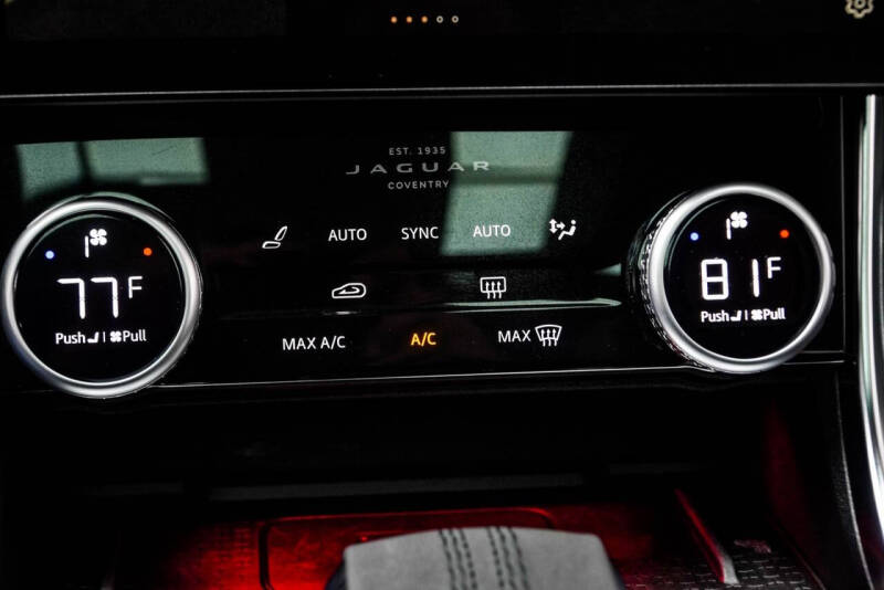 2024 Jaguar XF P300 R-Dynamic SE