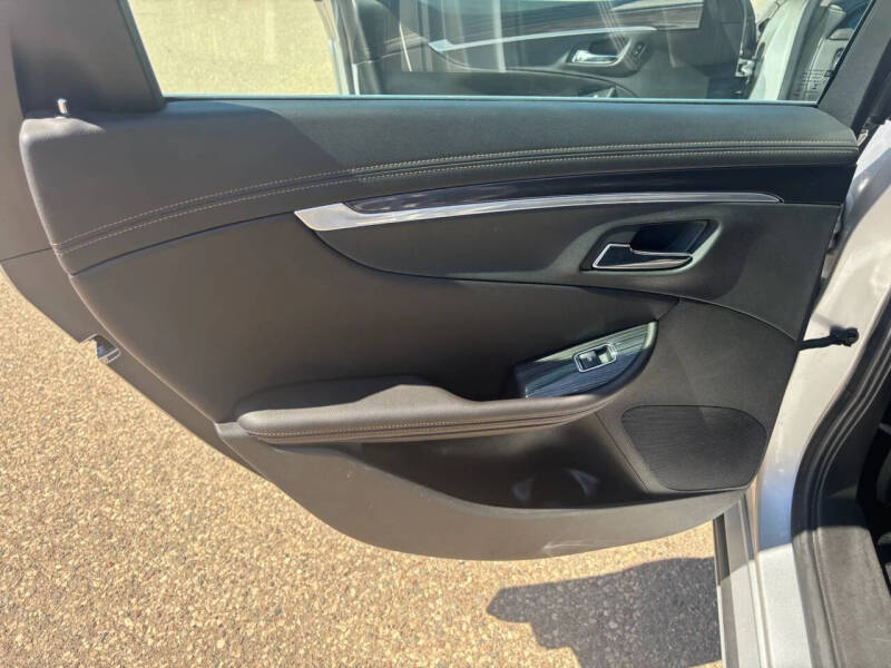 2017 Chevrolet Impala LT