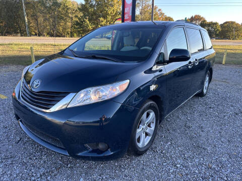 2011 Toyota Sienna LE 8-Passenger