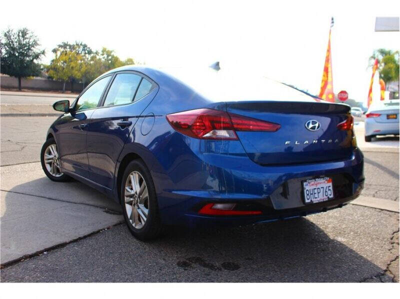 2019 Hyundai Elantra
