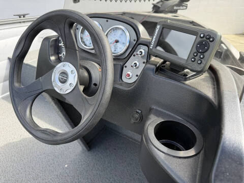 2024 Crestliner 1600 Vision