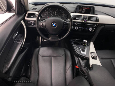 2016 BMW 3 Series 320i