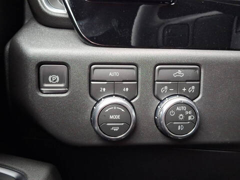 2026 GMC Sierra 1500 Elevation Standard