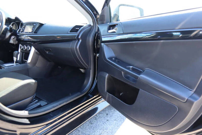 2017 Mitsubishi Lancer