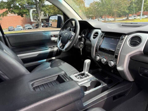 2015 Toyota Tundra SR