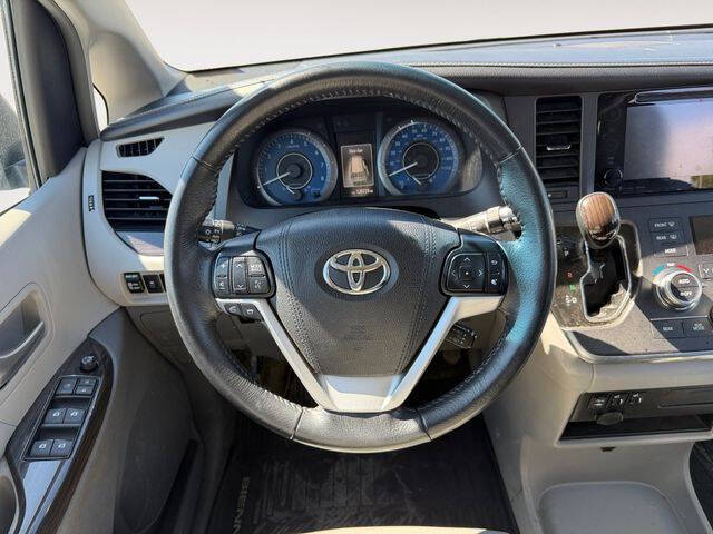2017 Toyota Sienna