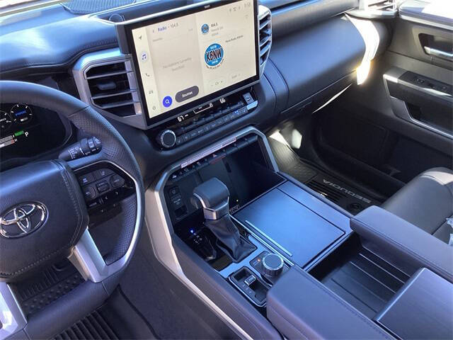 2025 Toyota Sequoia Platinum