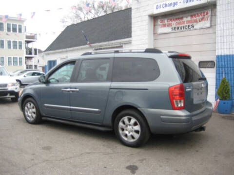 2007 Hyundai Entourage GLS