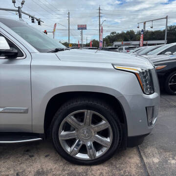 2019 Cadillac Escalade ESV Luxury