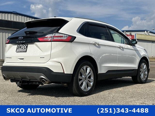 2023 Ford Edge Titanium