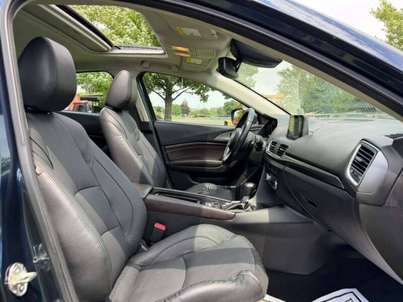 2018 Mazda MAZDA3 Grand Touring