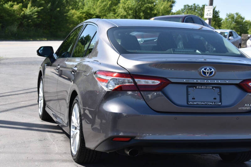 2018 Toyota Camry Hybrid XLE