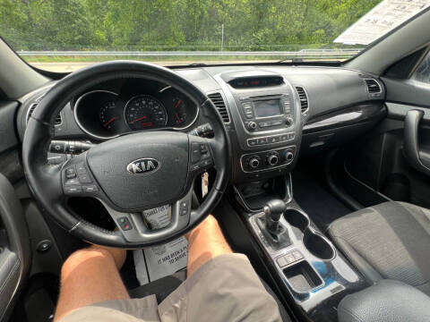2015 Kia Sorento LX