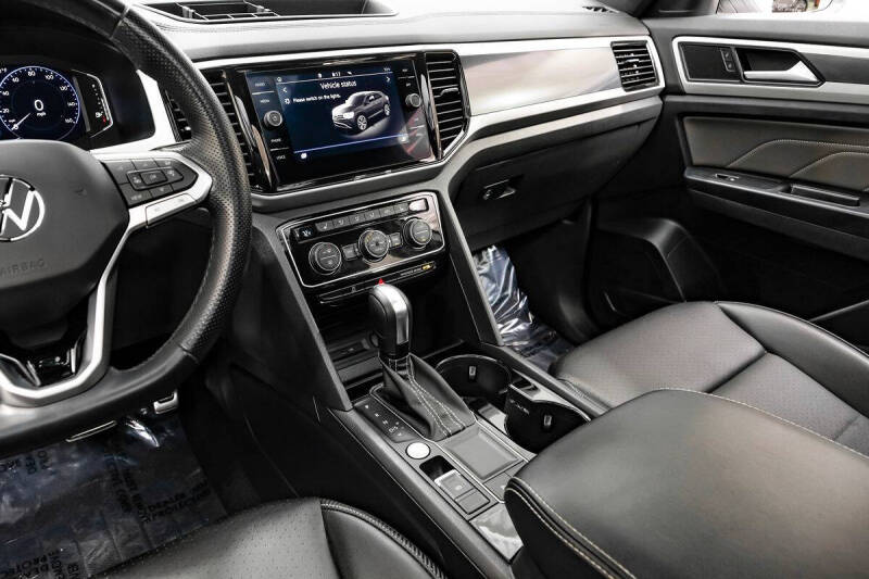 2021 Volkswagen Atlas Cross Sport V6 SEL R-Line