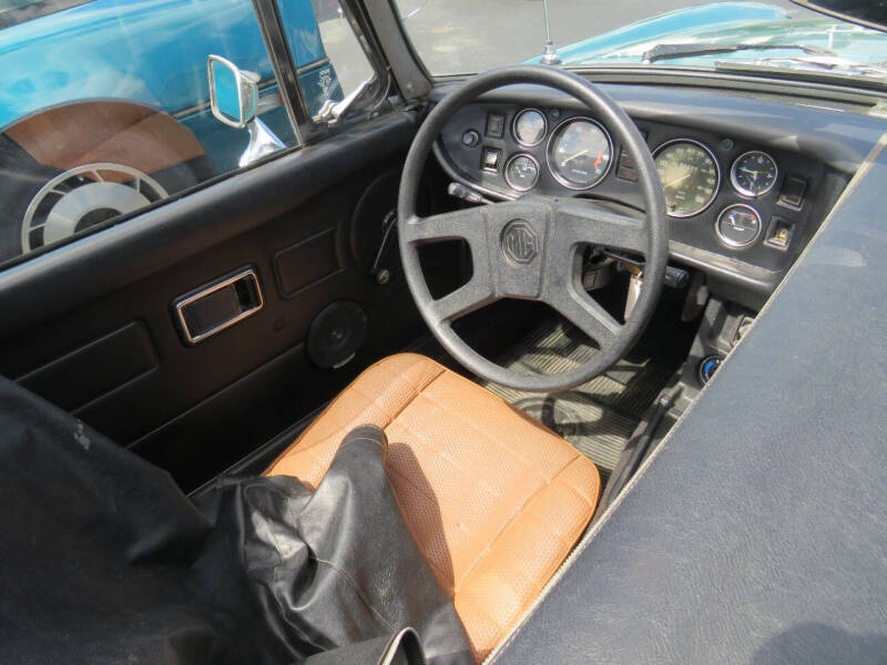 1975 MG MGB
