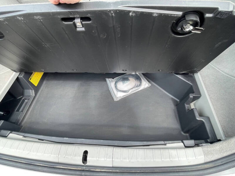 2011 Toyota Prius One