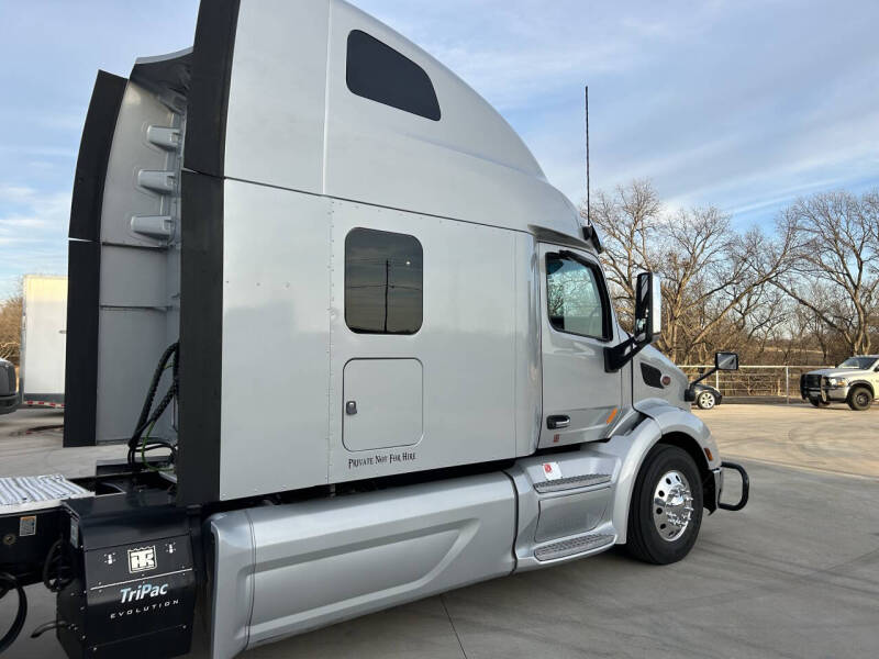 2020 Peterbilt 579