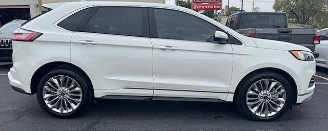 2020 Ford Edge Titanium