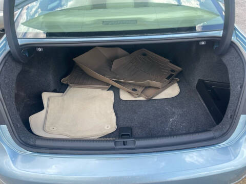 2013 Volkswagen Passat TDI SEL Premium