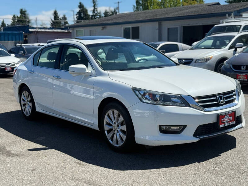 Used 2013 Honda Accord EX-L V6 with VIN 1HGCR3F88DA034755 for sale in Everett, WA