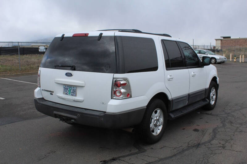 2004 Ford Expedition XLT