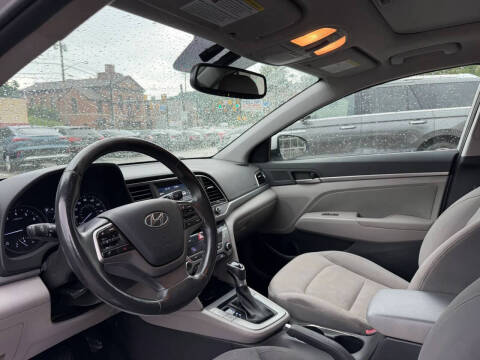2018 Hyundai Elantra