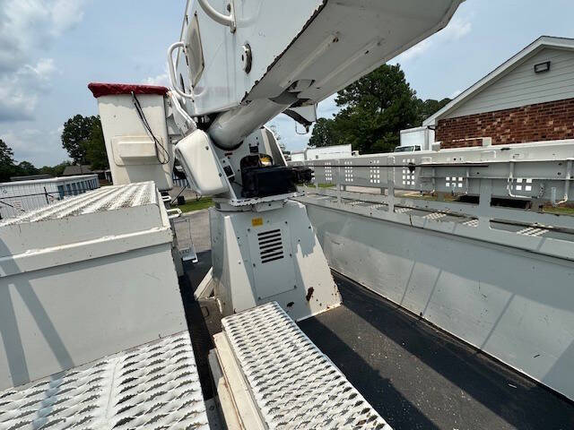 2016 Freightliner M2 106