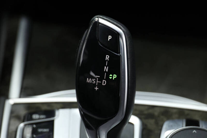 2021 BMW 7 Series 740i