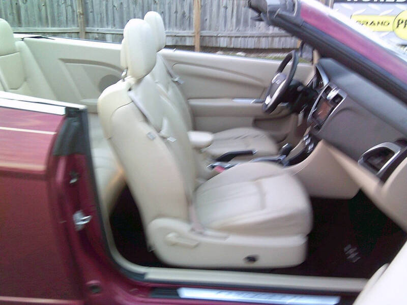 2012 Chrysler 200 Limited