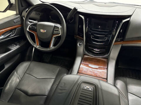 2018 Cadillac Escalade Premium Luxury