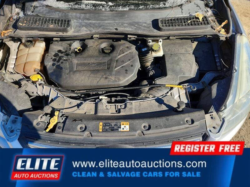 2016 Ford Escape SE
