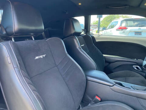2015 Dodge Challenger SRT 392