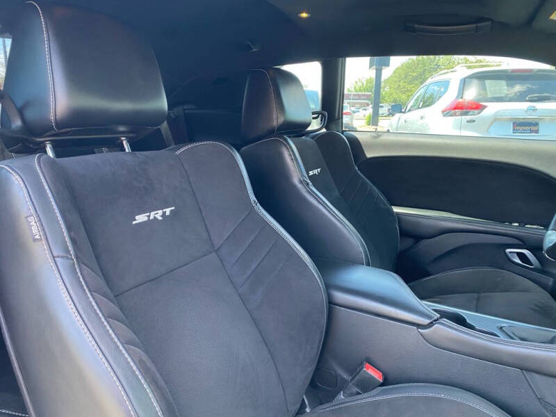 2015 Dodge Challenger SRT 392